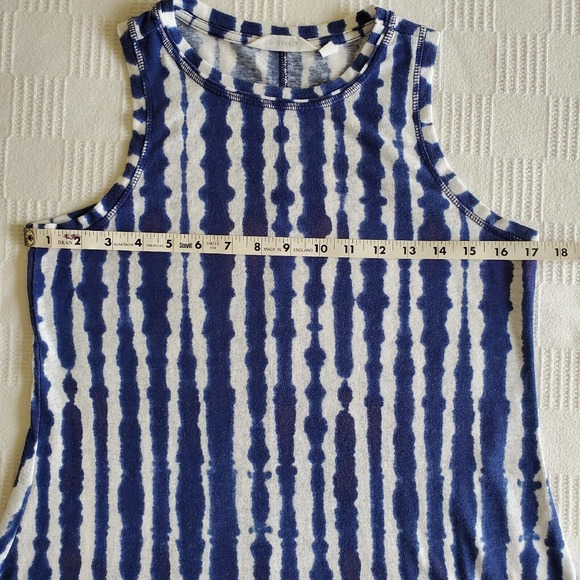 ATHLETA | Breezy Tank Top | White and Blue Tie Dye | Small - Picture 14 of 15
